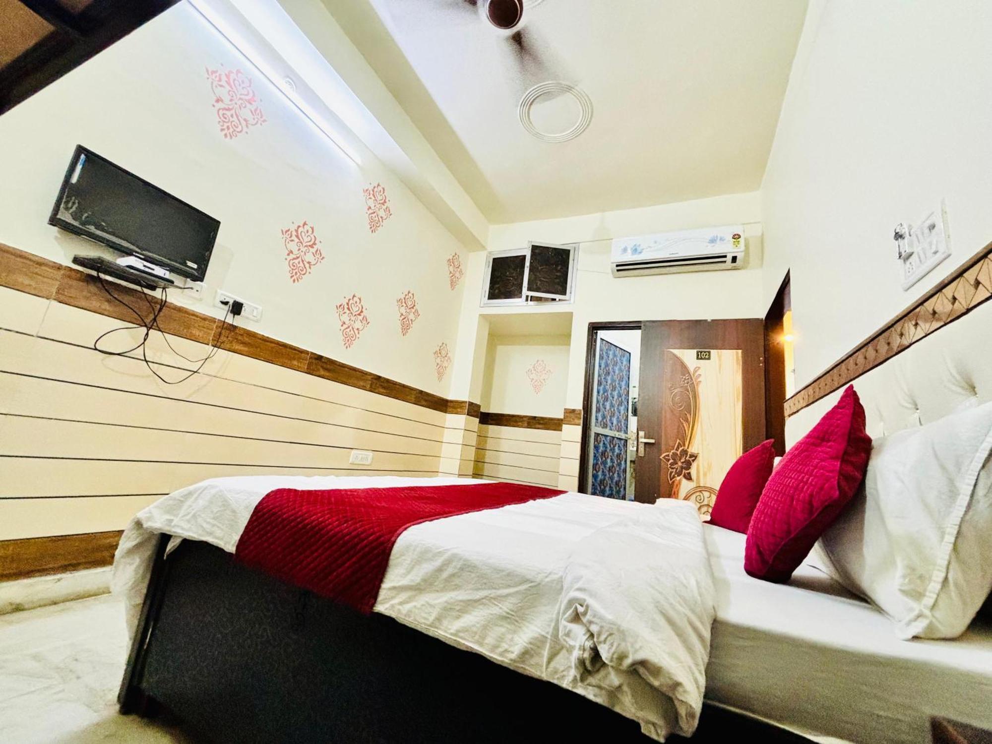 Hotel Royal Pinkcity Divisione di Divisione di Jaipur Esterno foto